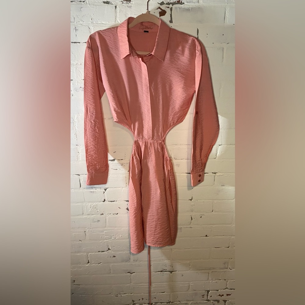 NWOT YOUNG FABULOUS & BROKE CUTOUT DRESS
